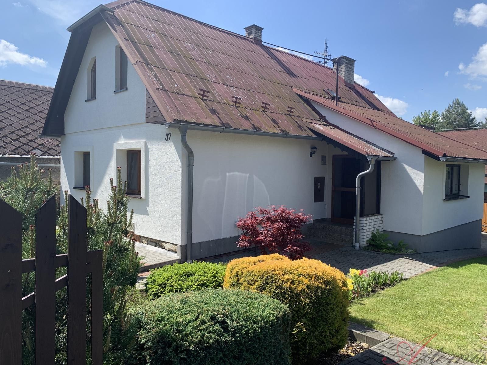 Prodej domu 200 m² - foto 1