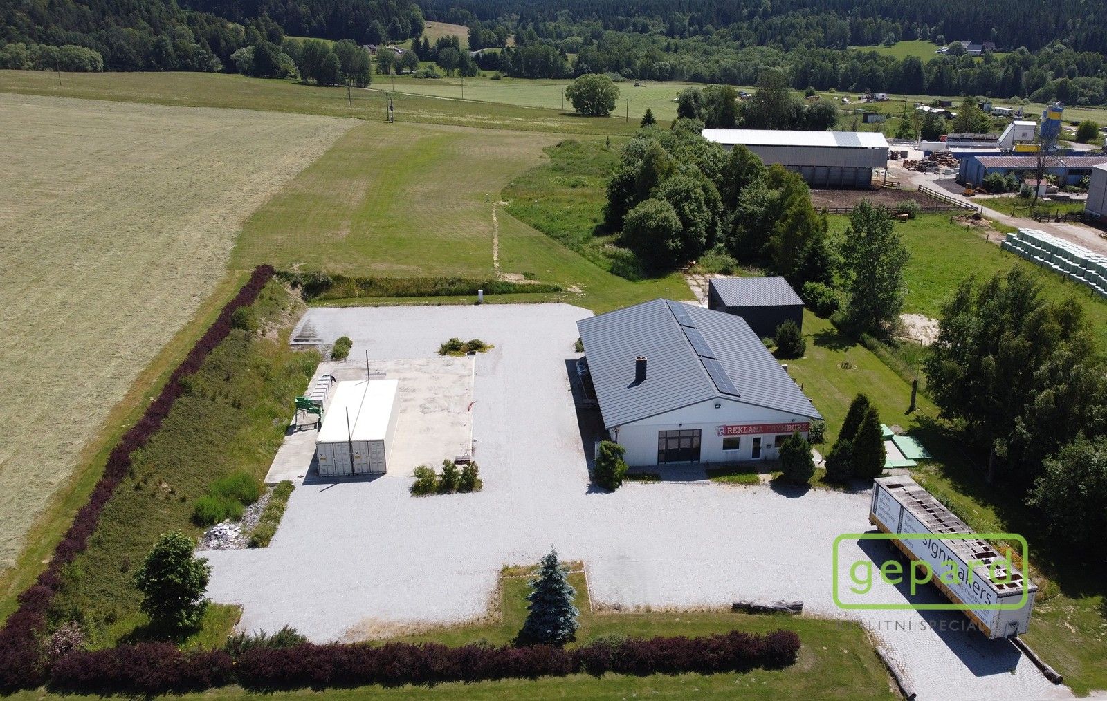 Prodej nemovitosti 902 m² - foto 10