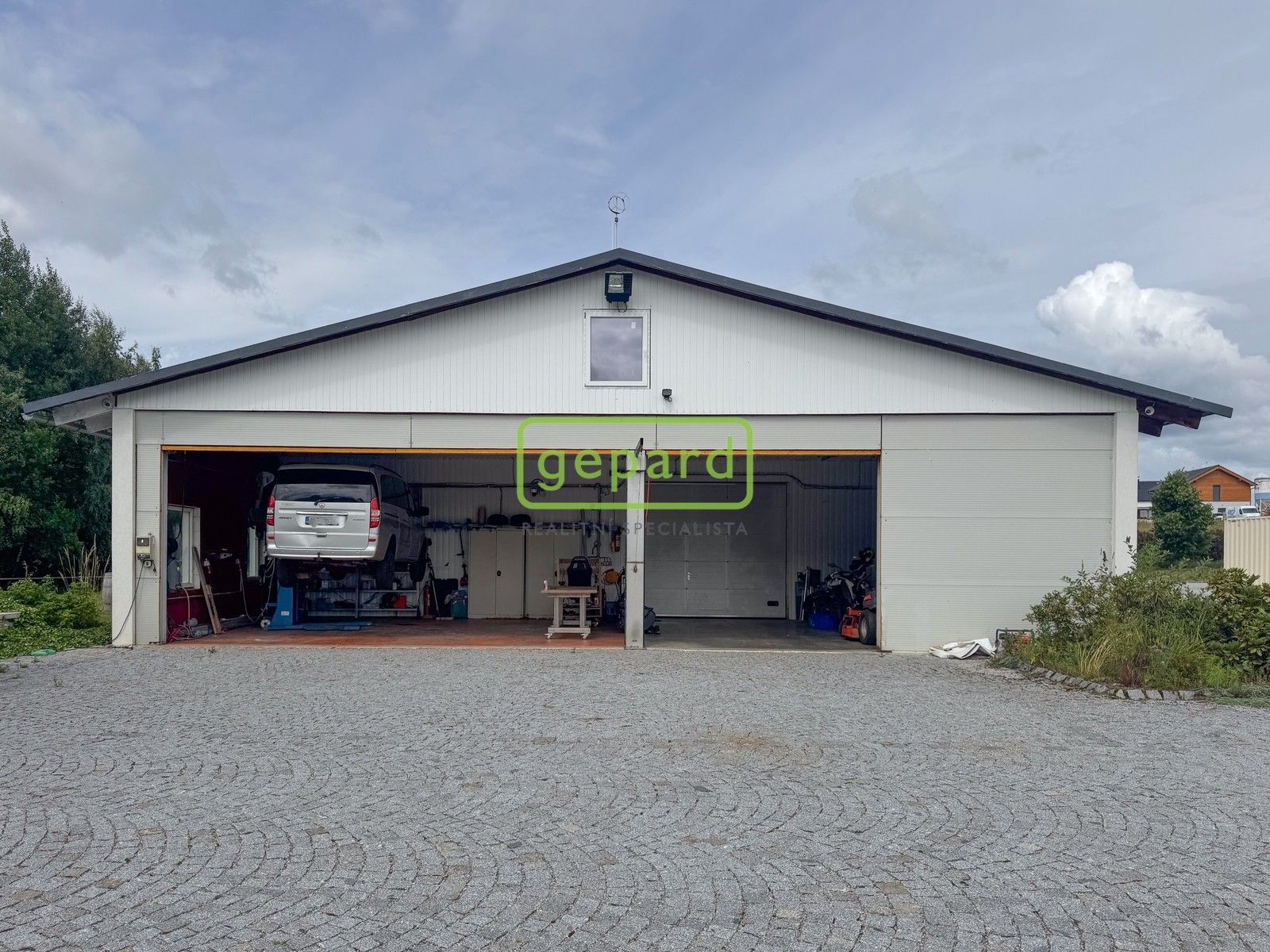 Prodej nemovitosti 902 m² - foto 18
