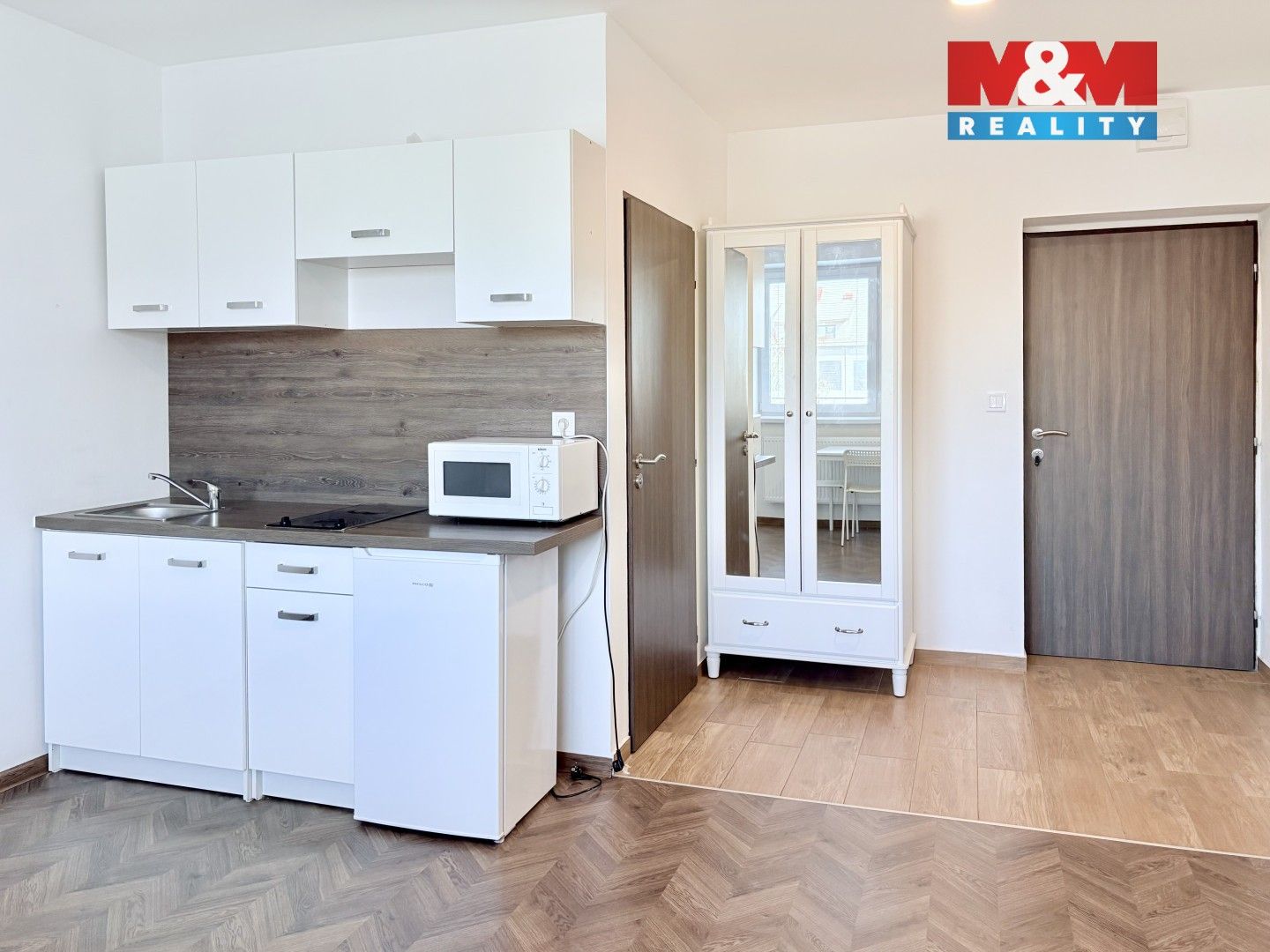Pronájem komerčního prostoru 28 m² - foto 2
