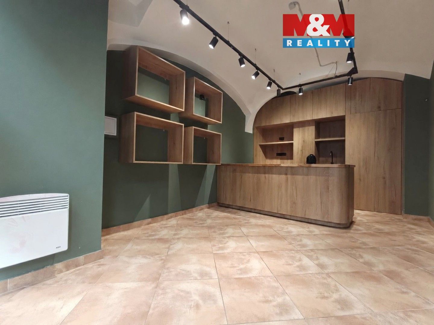 Pronájem komerčního prostoru 23 m² - foto 1