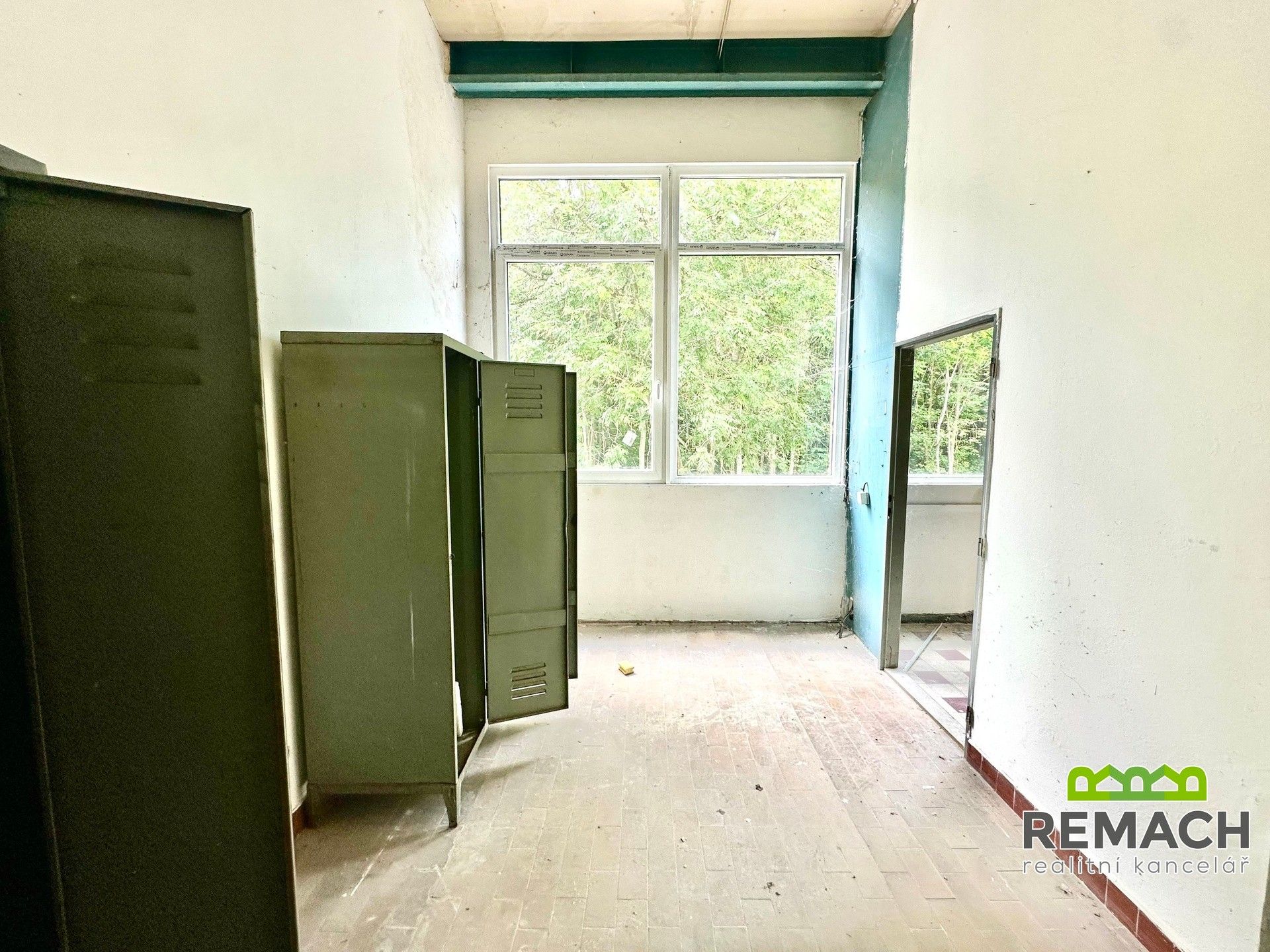 Pronájem komerčního prostoru 1123 m² - foto 13