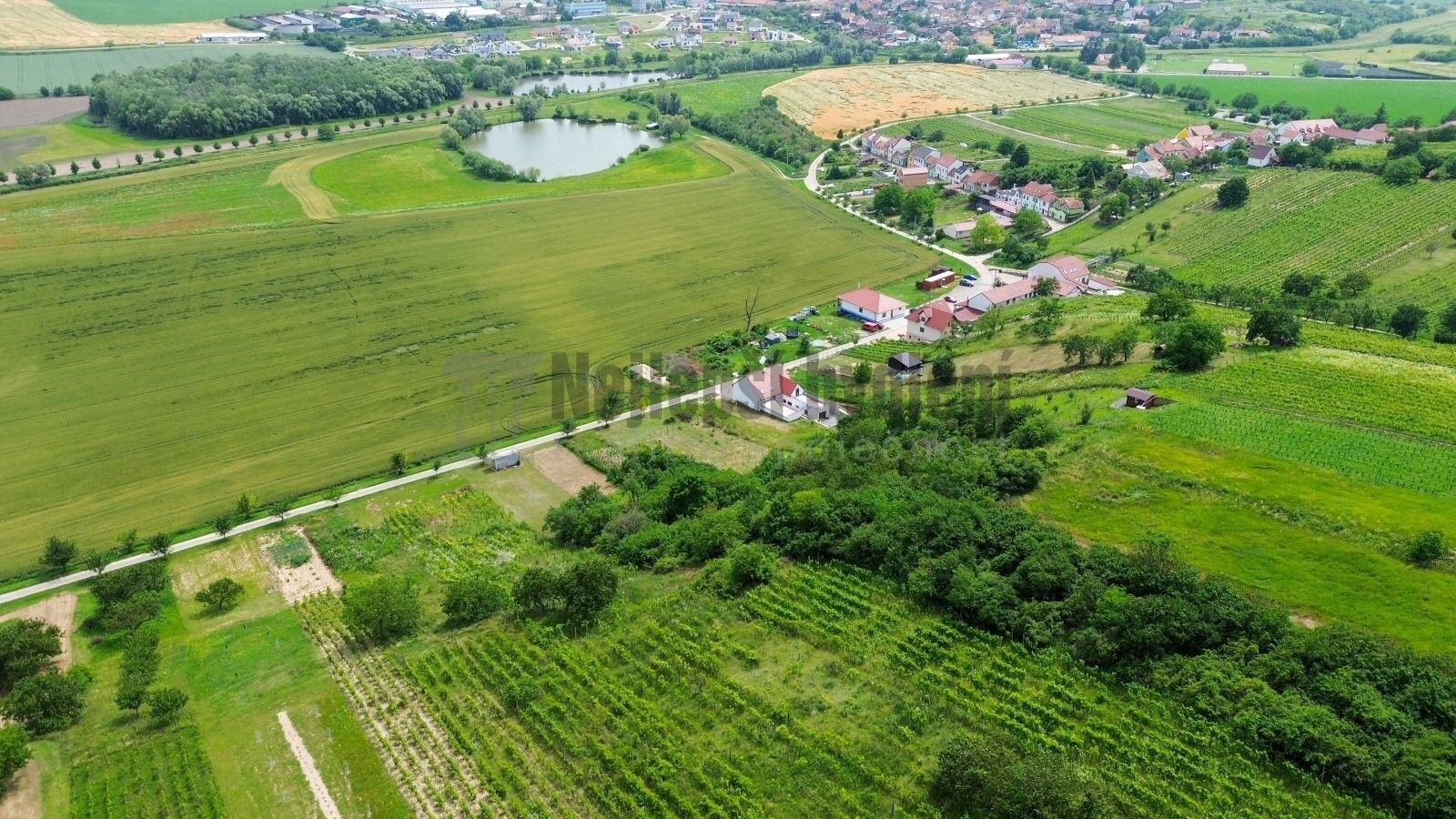 Prodej pozemku 3395 m² - foto 1