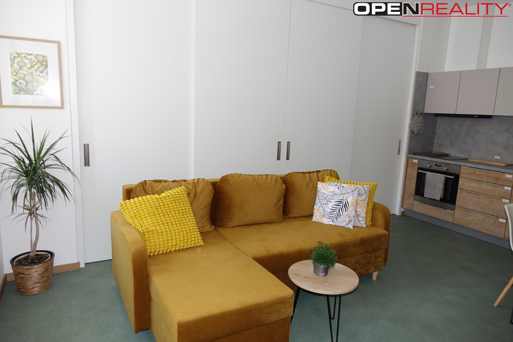 Pronájem bytu 2+kk 40 m² - foto 3