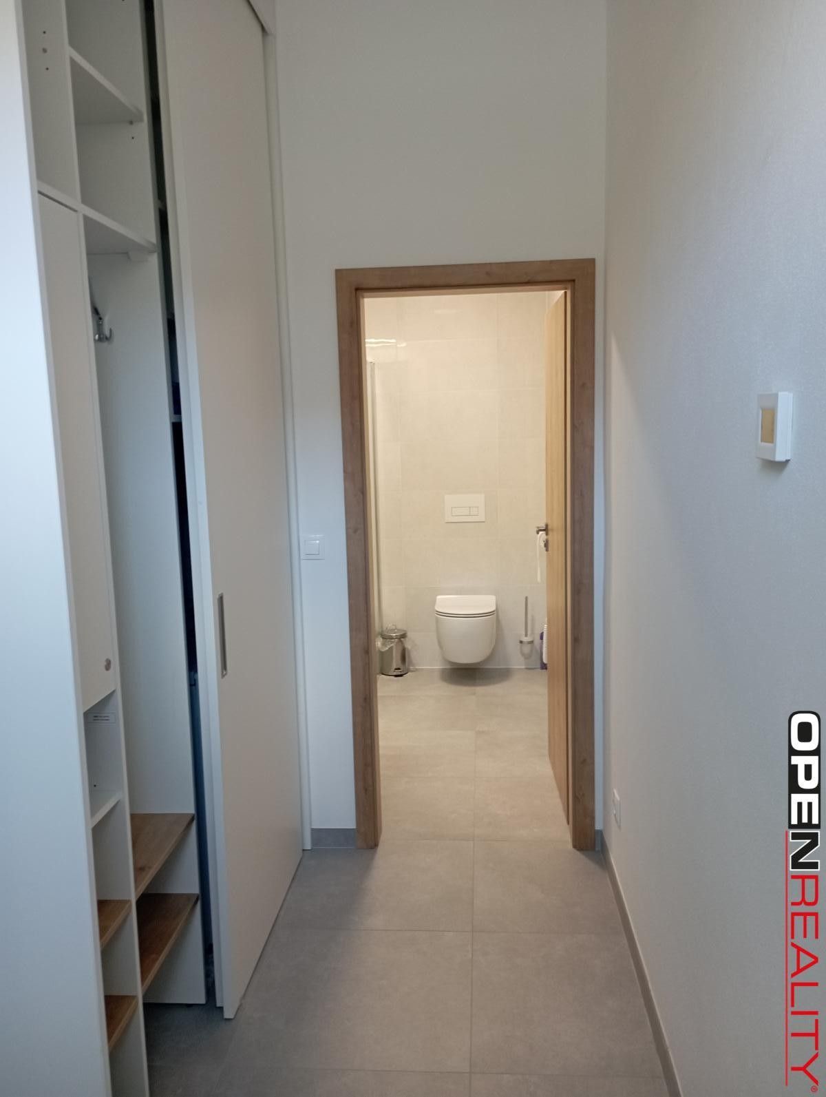 Pronájem bytu 2+kk 40 m² - foto 16
