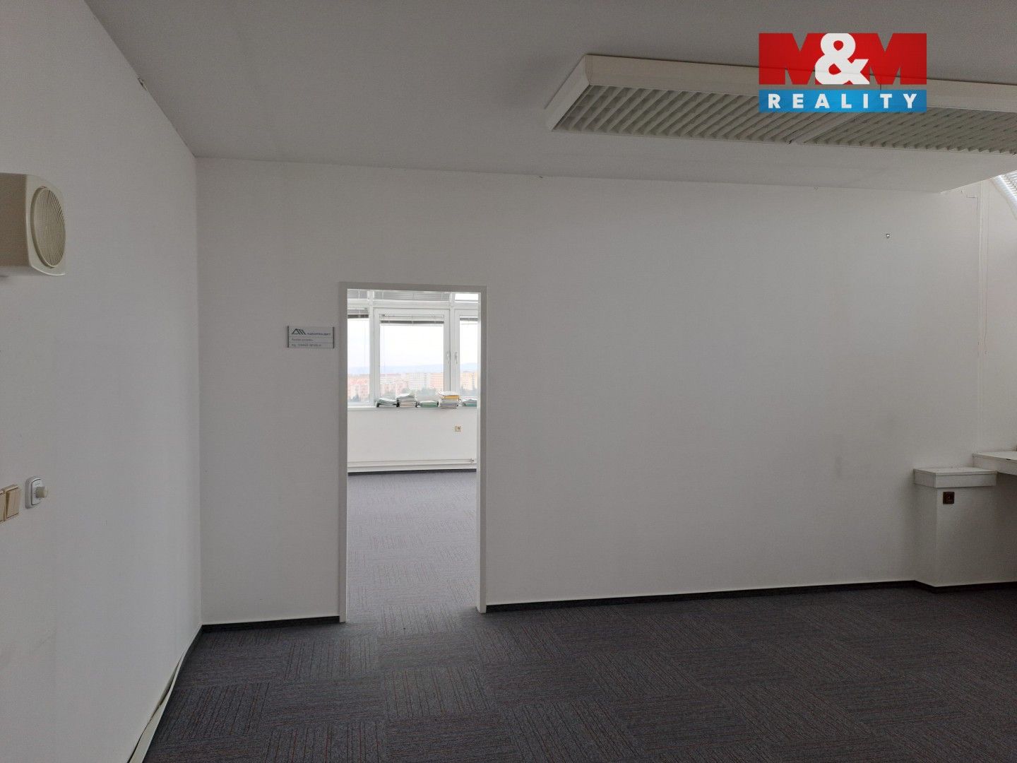 Pronájem komerčního prostoru 30 m² - foto 6