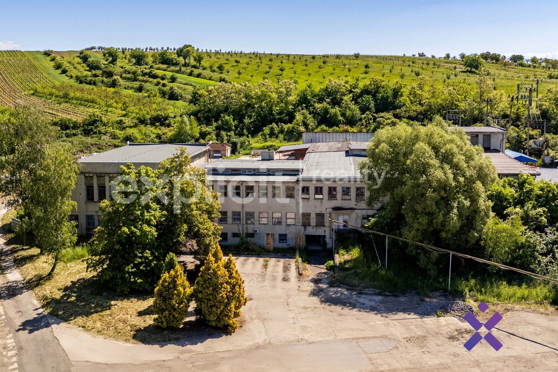 Prodej komerčního prostoru 1837 m² - foto 3