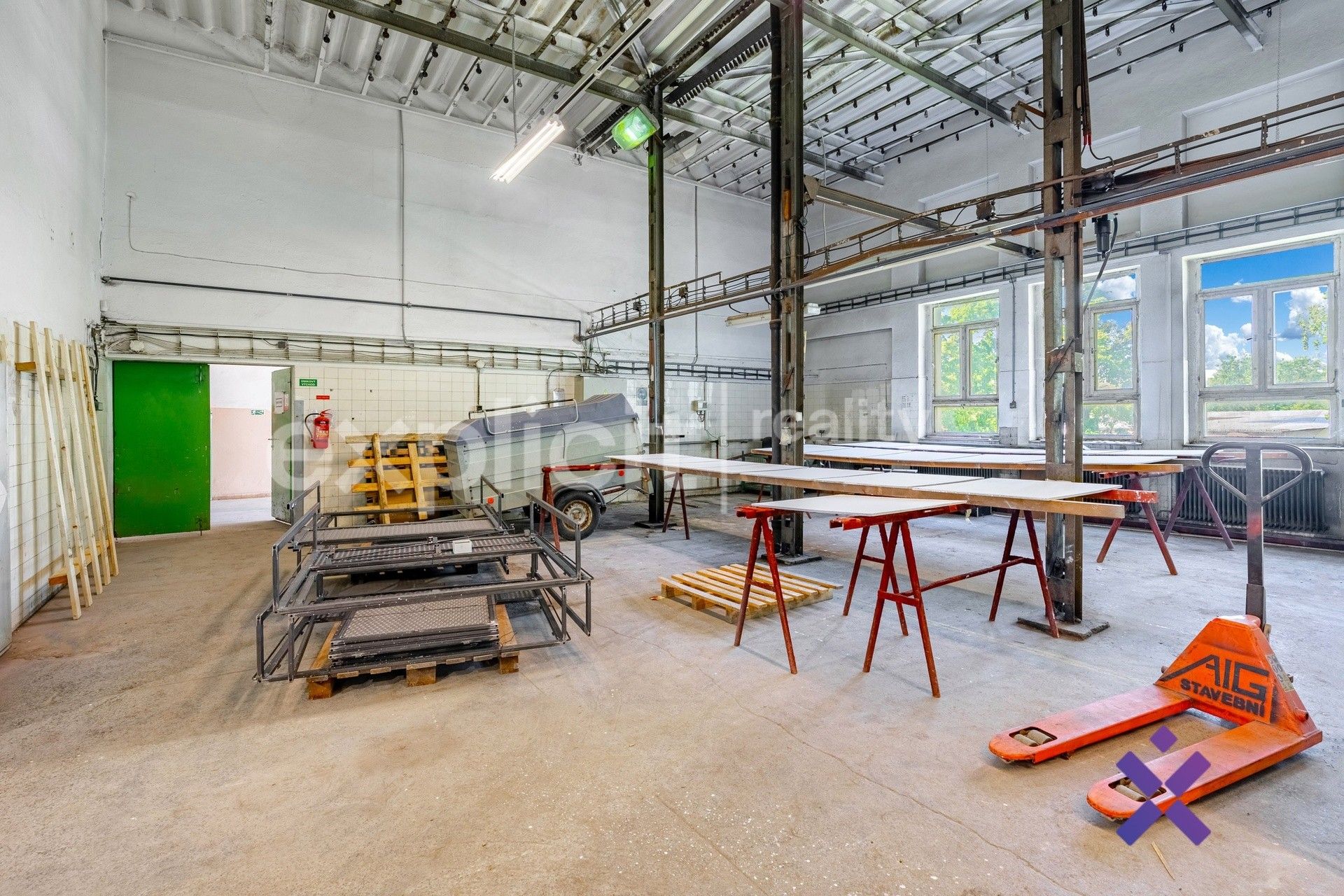 Prodej komerčního prostoru 1837 m² - foto 14