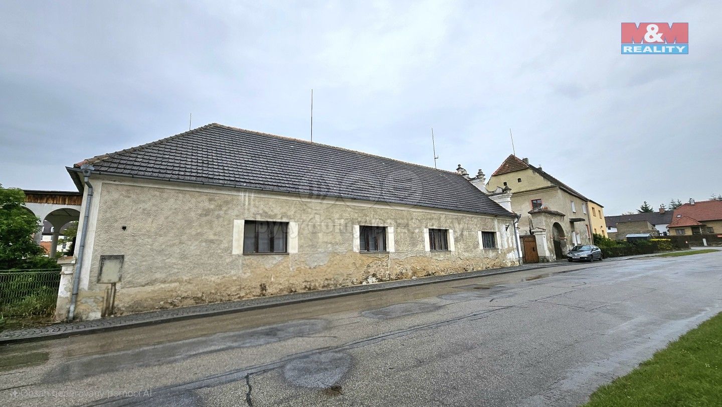 Prodej domu 225 m² - foto 1