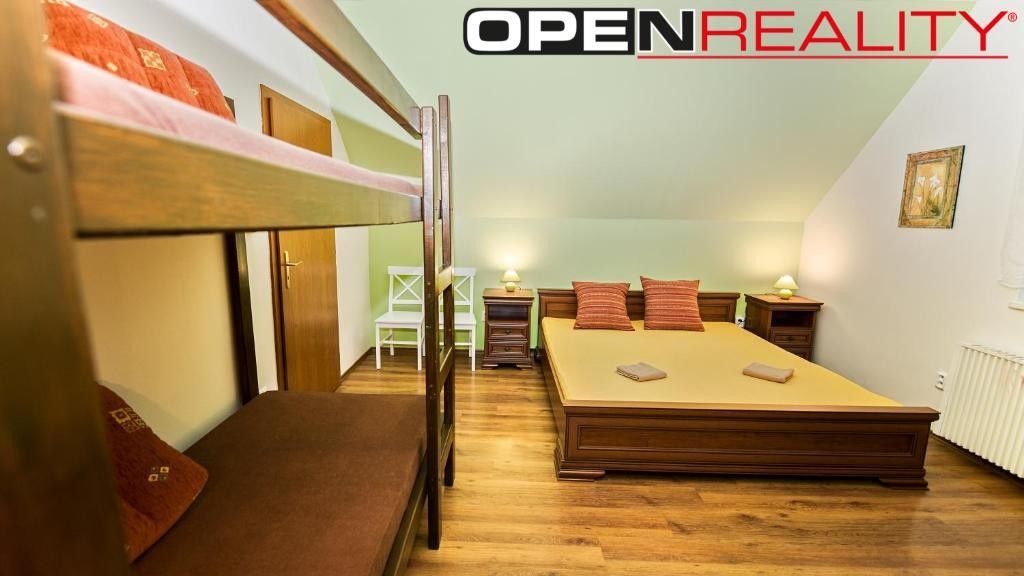 Prodej nemovitosti 280 m² - foto 13