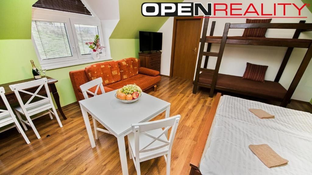 Prodej nemovitosti 280 m² - foto 16