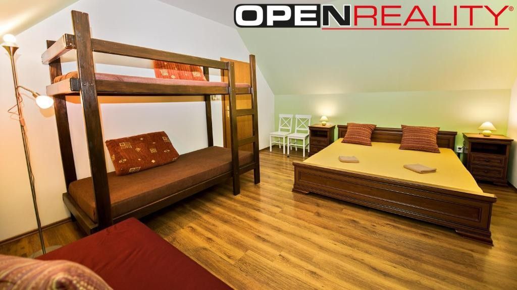 Prodej nemovitosti 280 m² - foto 11