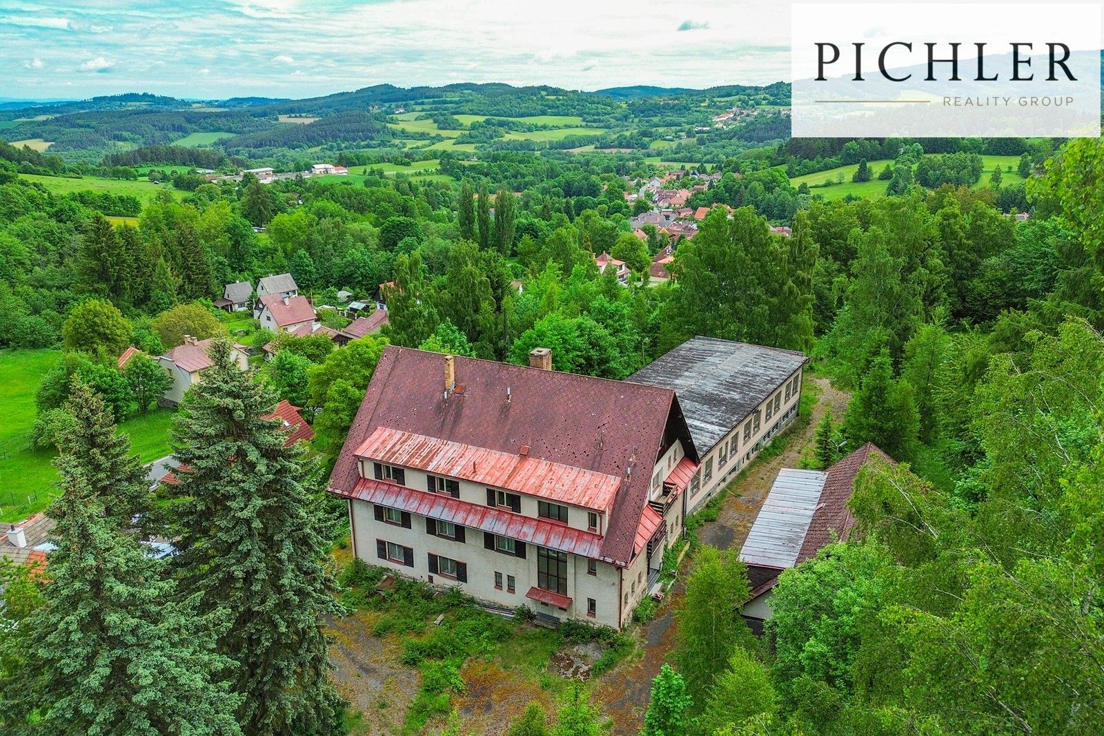 Prodej komerčního prostoru 11628 m² - foto 12