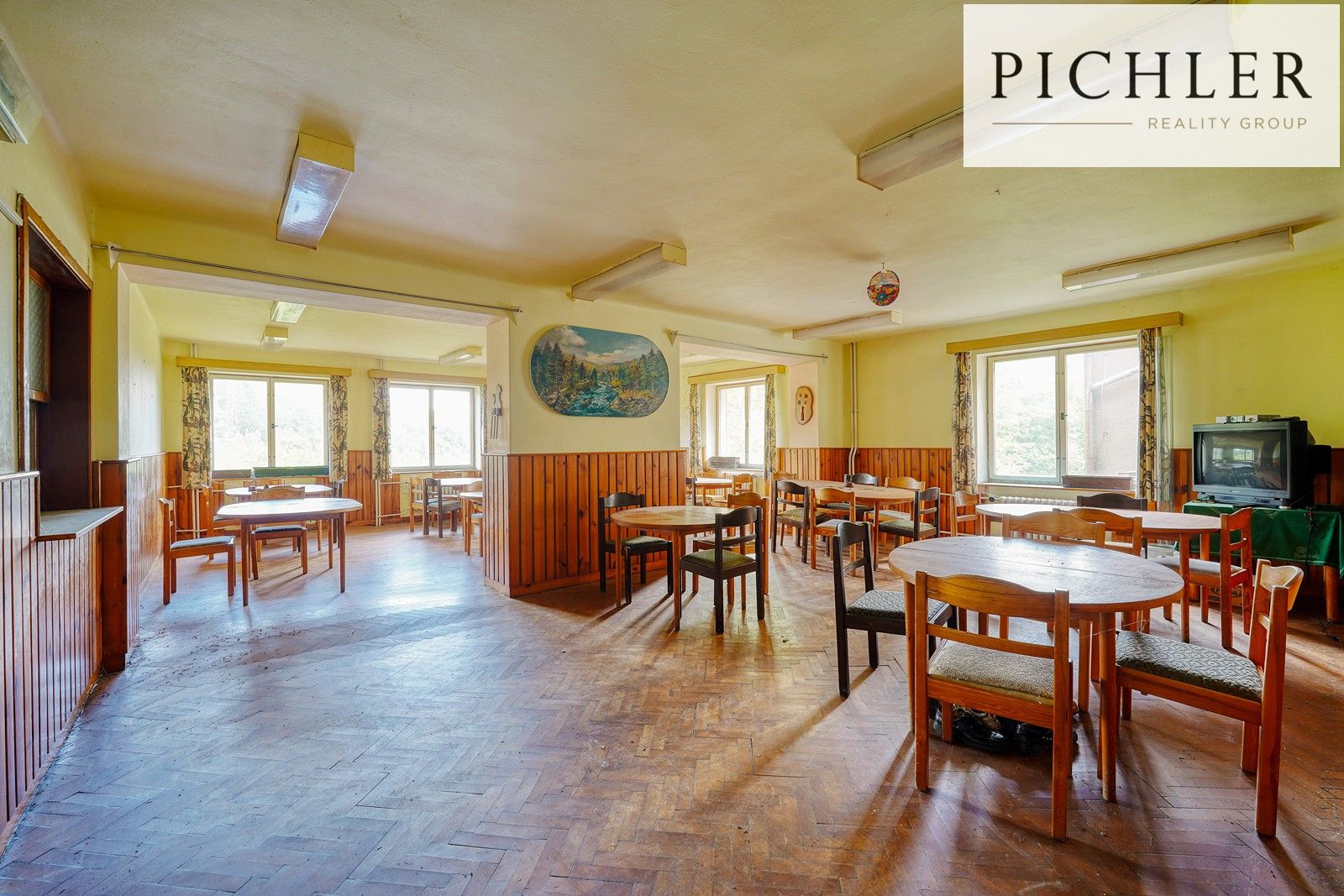 Prodej komerčního prostoru 11628 m² - foto 20