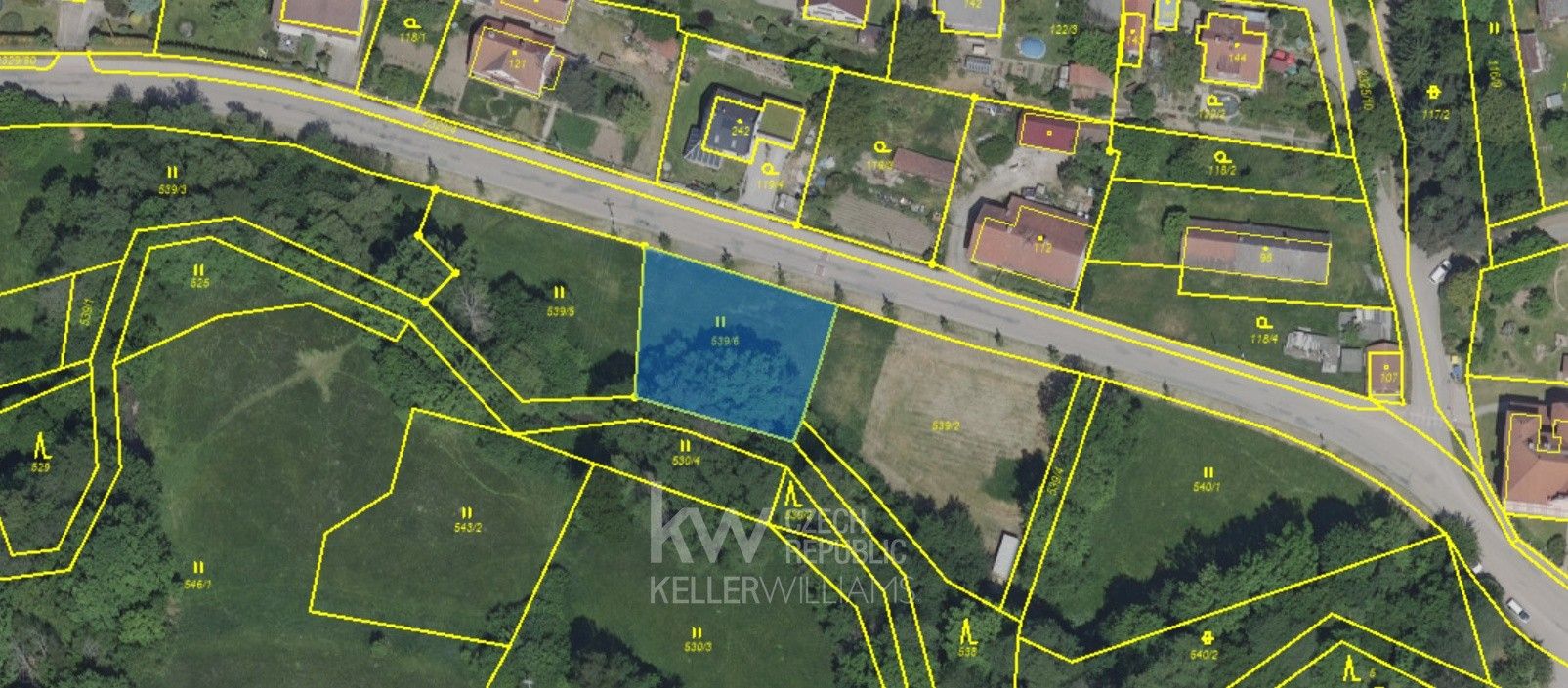 Prodej pozemku 781 m² - foto 1