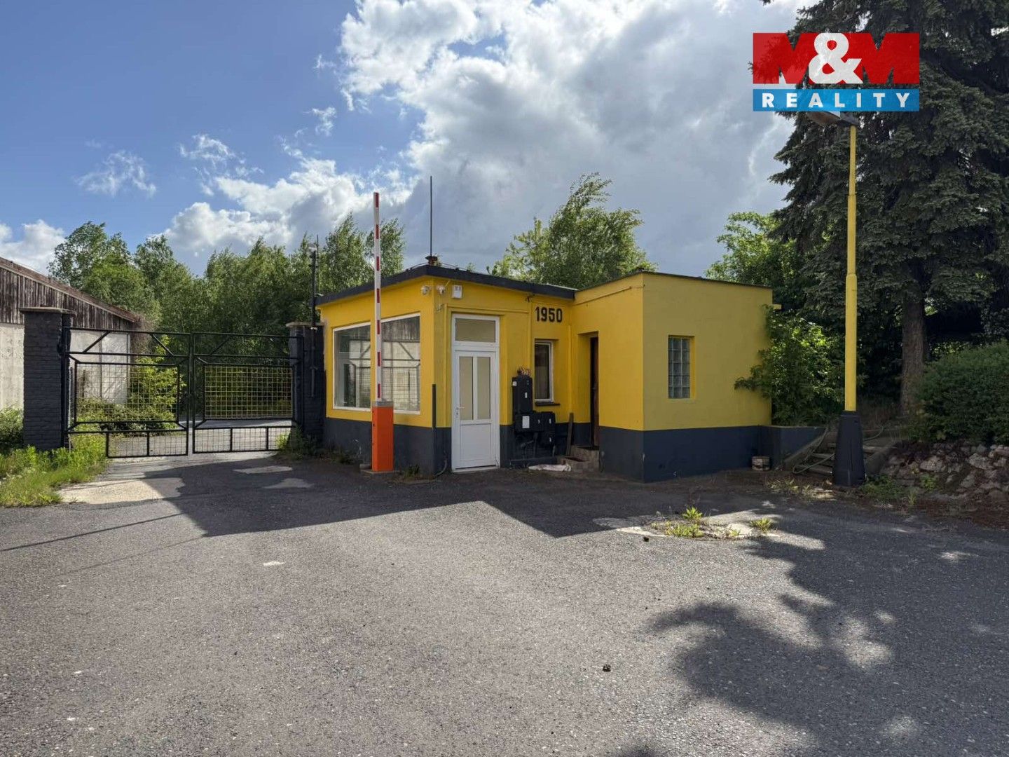 Pronájem komerčního prostoru 600 m² - foto 7