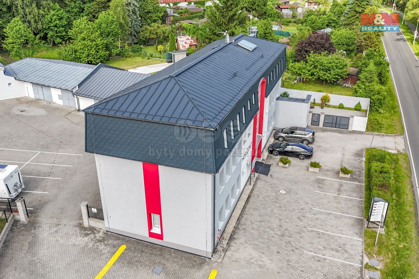 Pronájem komerčního prostoru 77 m² - foto 12