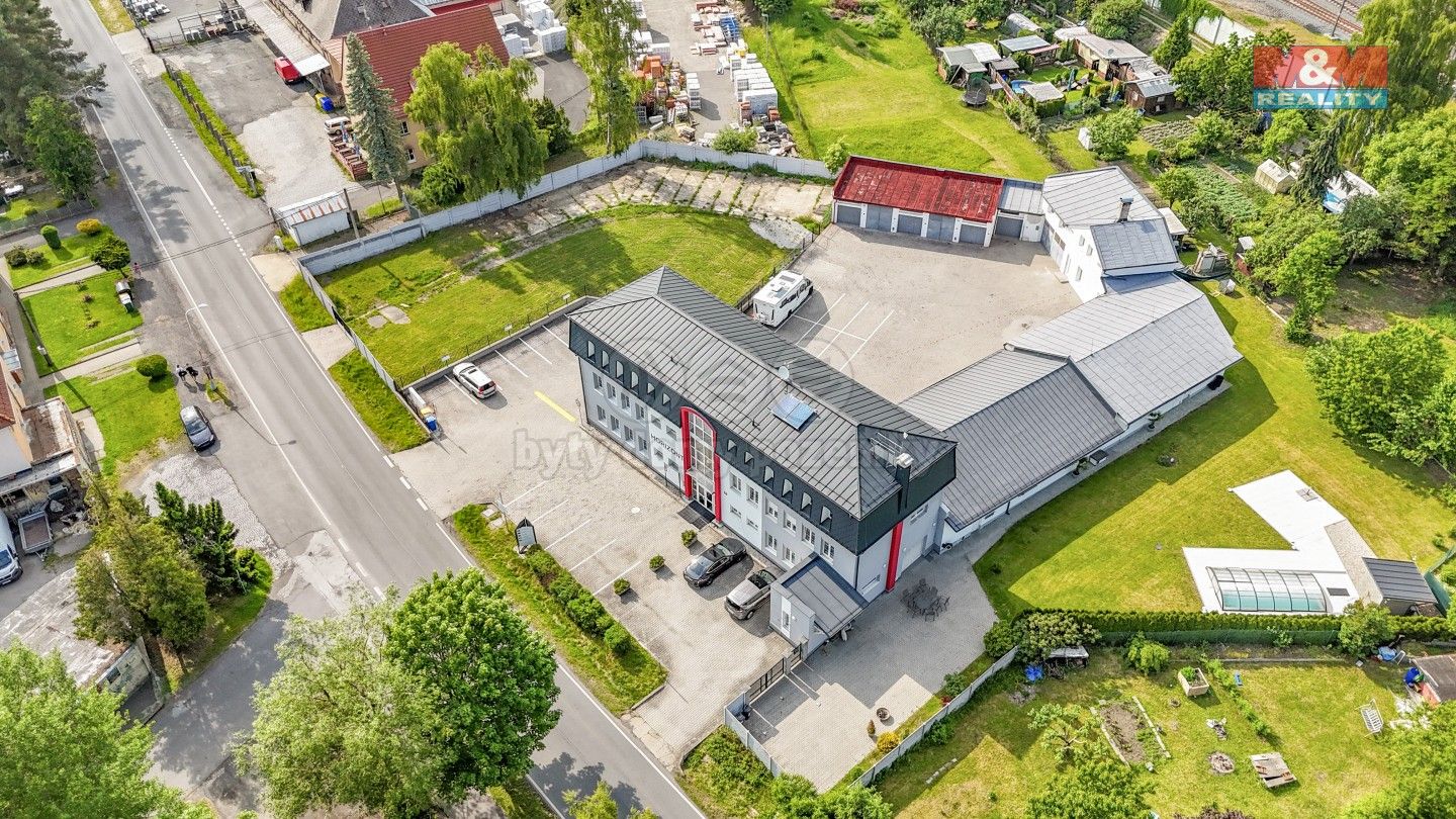 Pronájem komerčního prostoru 77 m² - foto 34