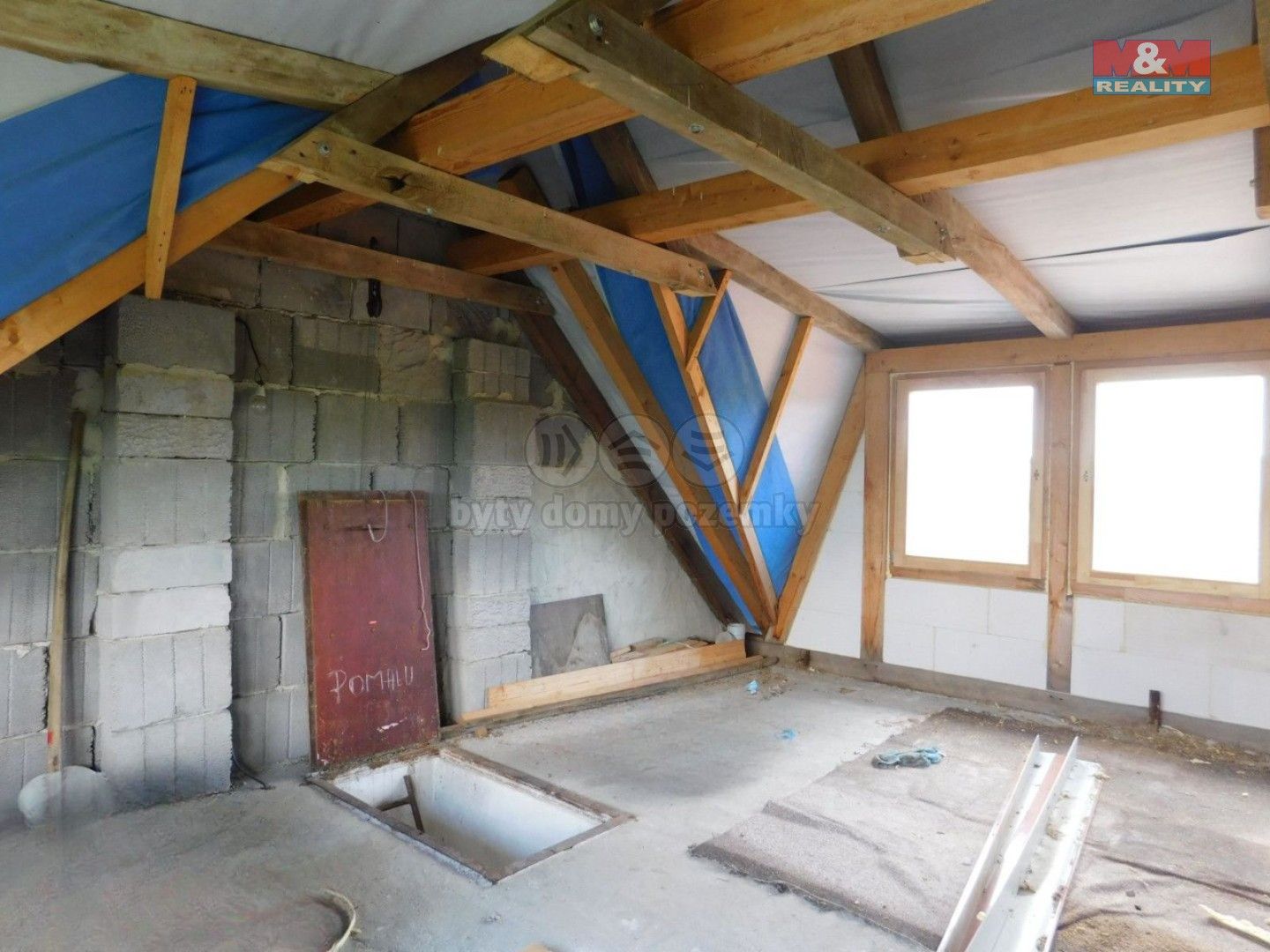 Prodej nemovitosti 200 m² - foto 15