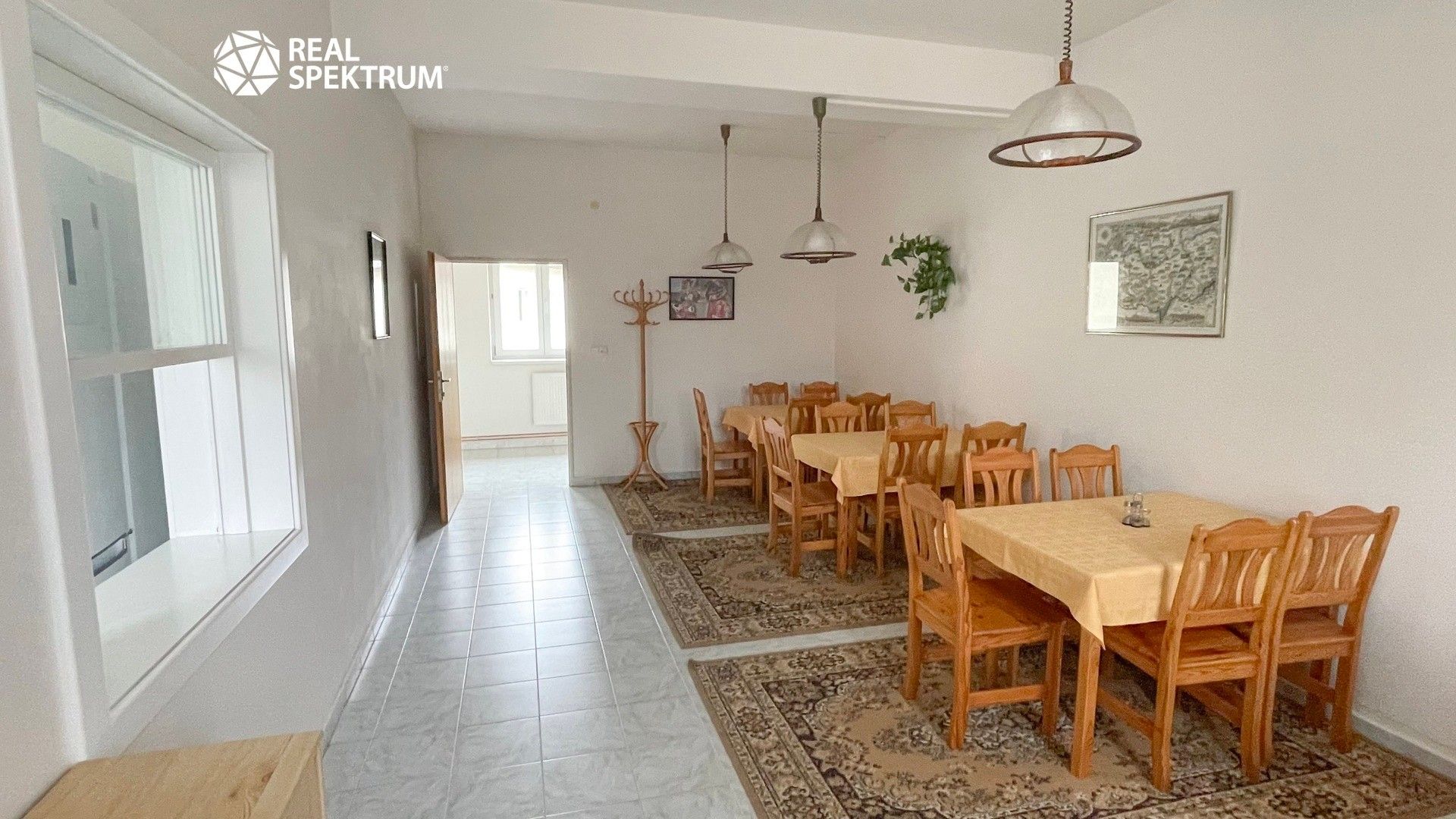 Pronájem komerčního prostoru 1165 m² - foto 17