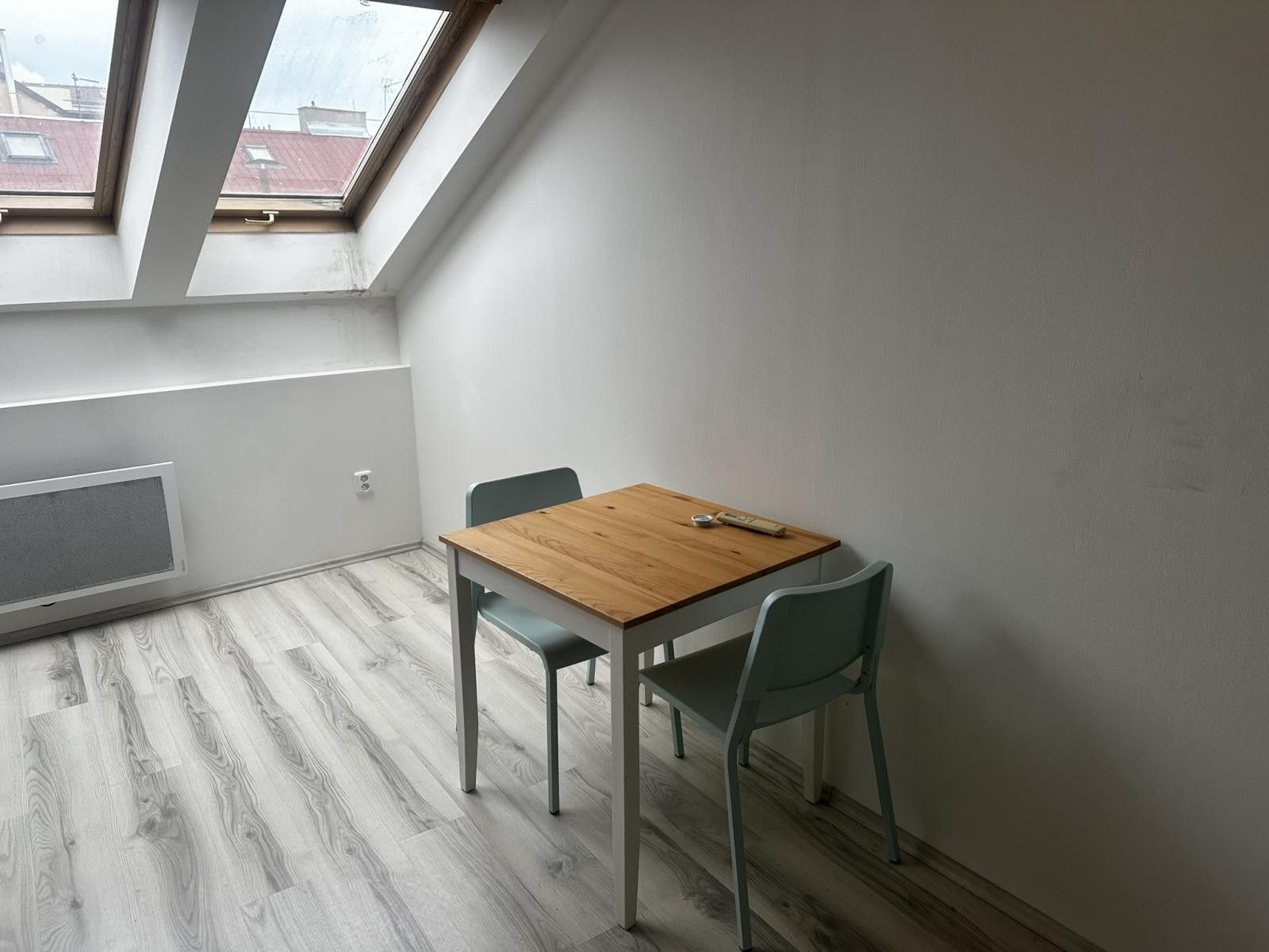 Pronájem bytu 2+kk 62 m² - foto 7