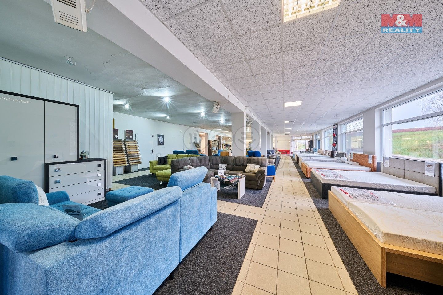 Pronájem komerčního prostoru 327 m² - foto 12