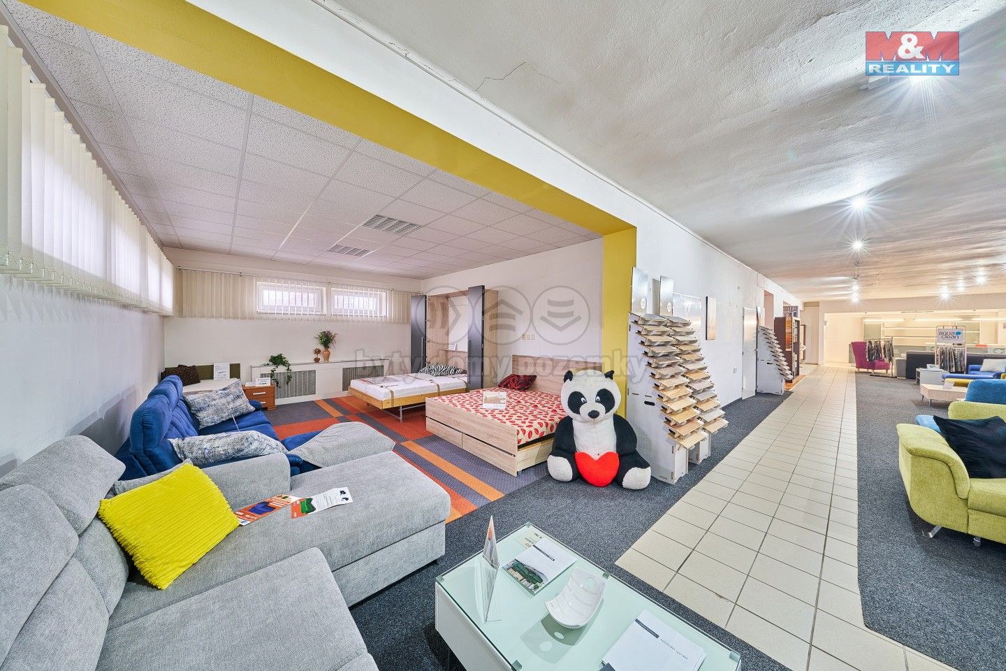 Pronájem komerčního prostoru 327 m² - foto 19