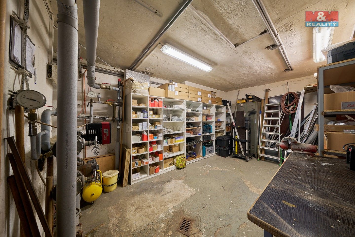 Pronájem komerčního prostoru 327 m² - foto 24