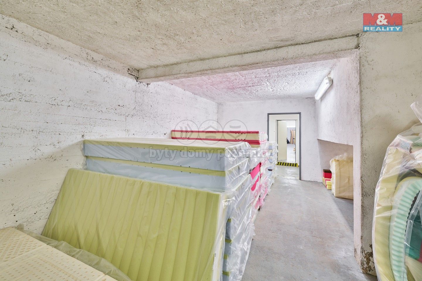 Pronájem komerčního prostoru 327 m² - foto 31