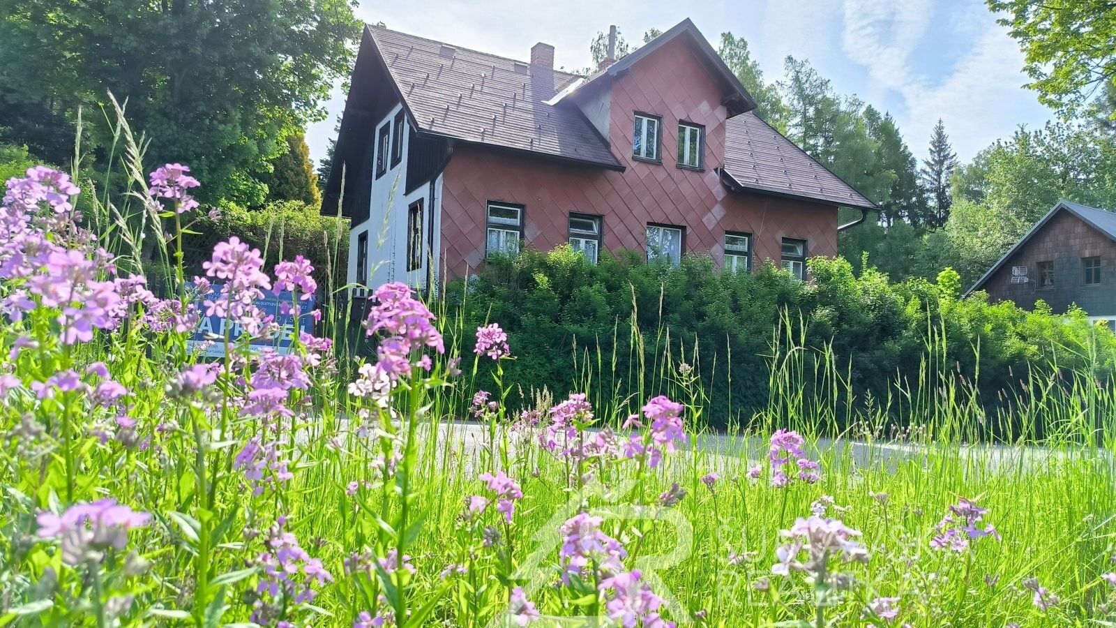 Prodej domu 105 m² - foto 1