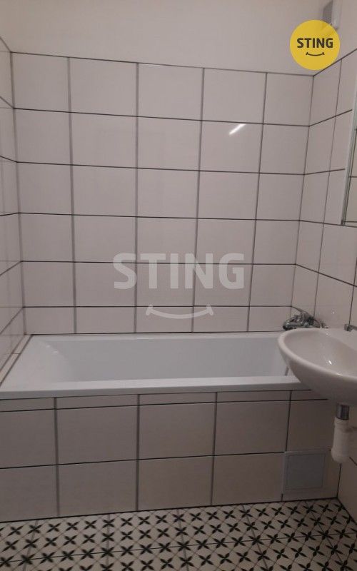 Pronájem bytu 1+1 40 m² - foto 2