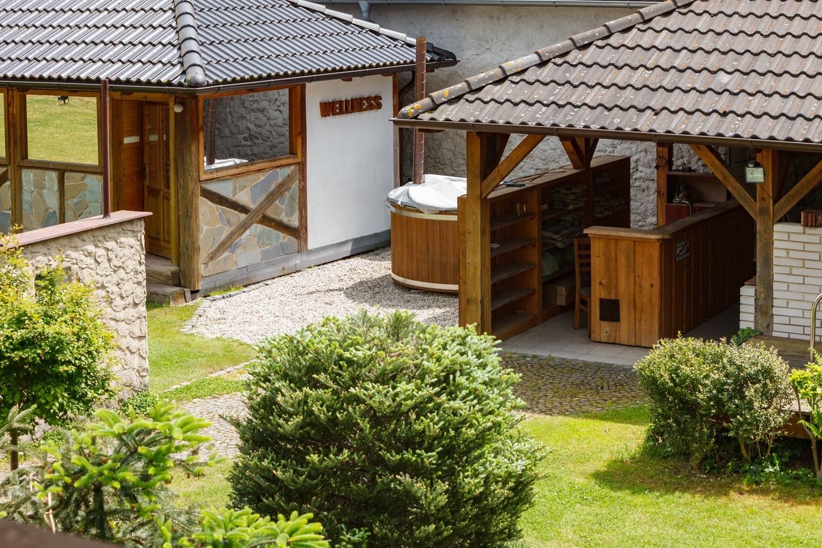 Prodej nemovitosti 950 m² - foto 14
