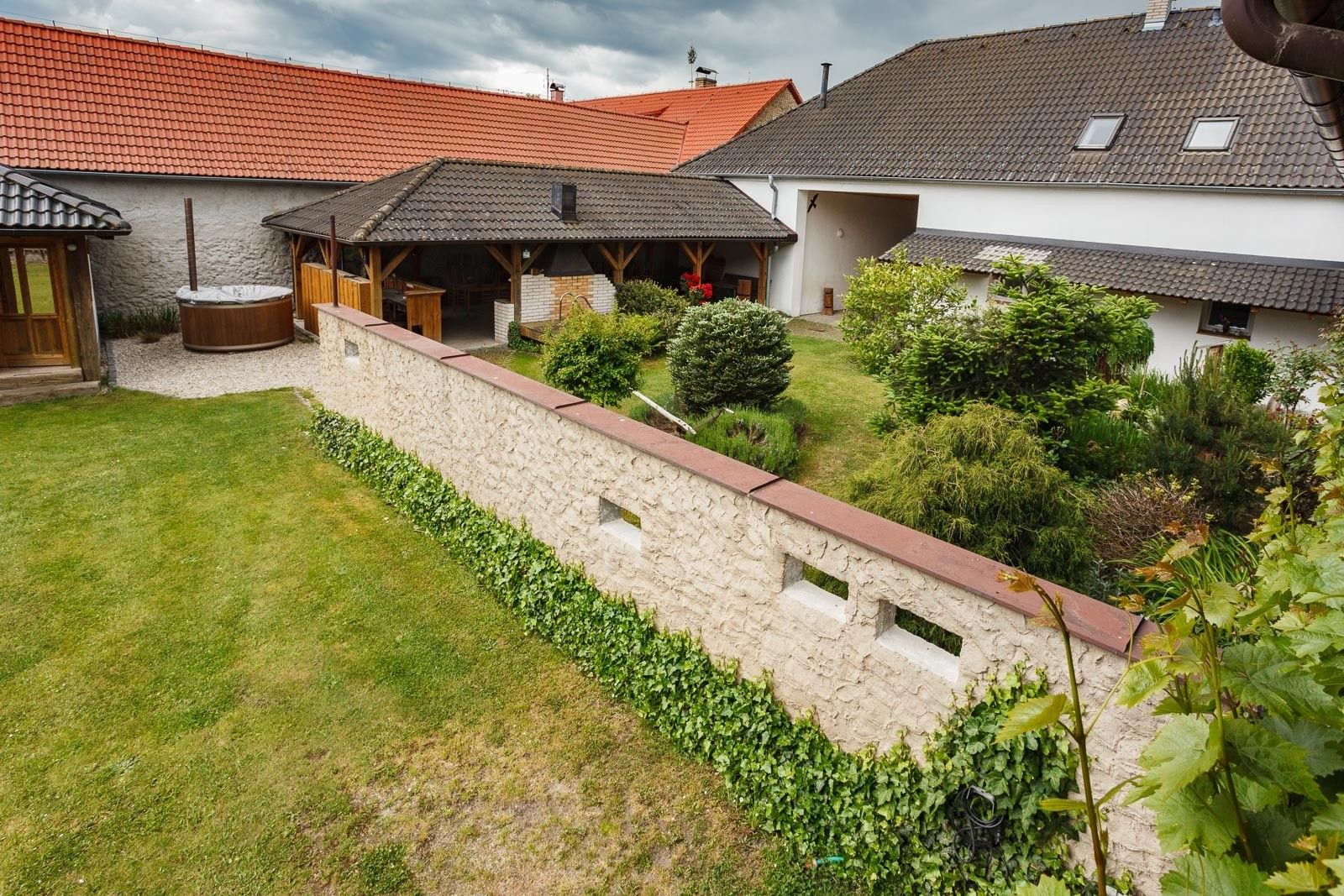 Prodej nemovitosti 950 m² - foto 15