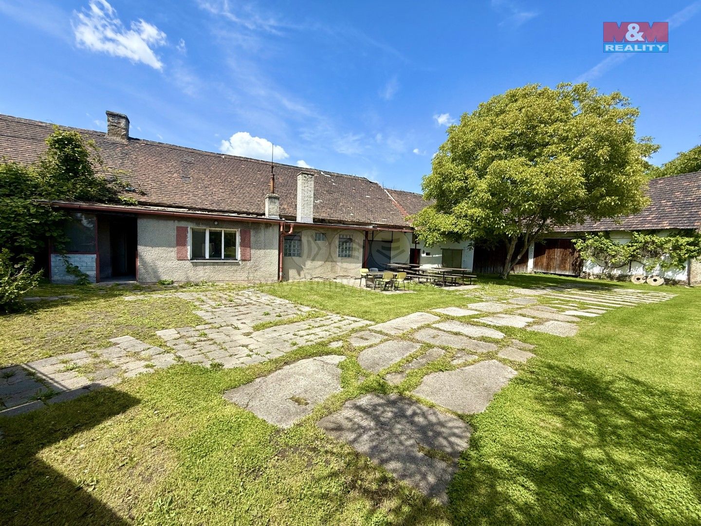 Prodej nemovitosti 120 m² - foto 4