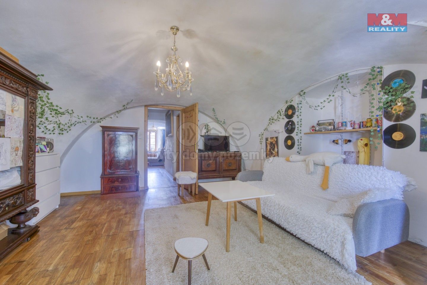 Prodej komerčního prostoru 1614 m² - foto 1
