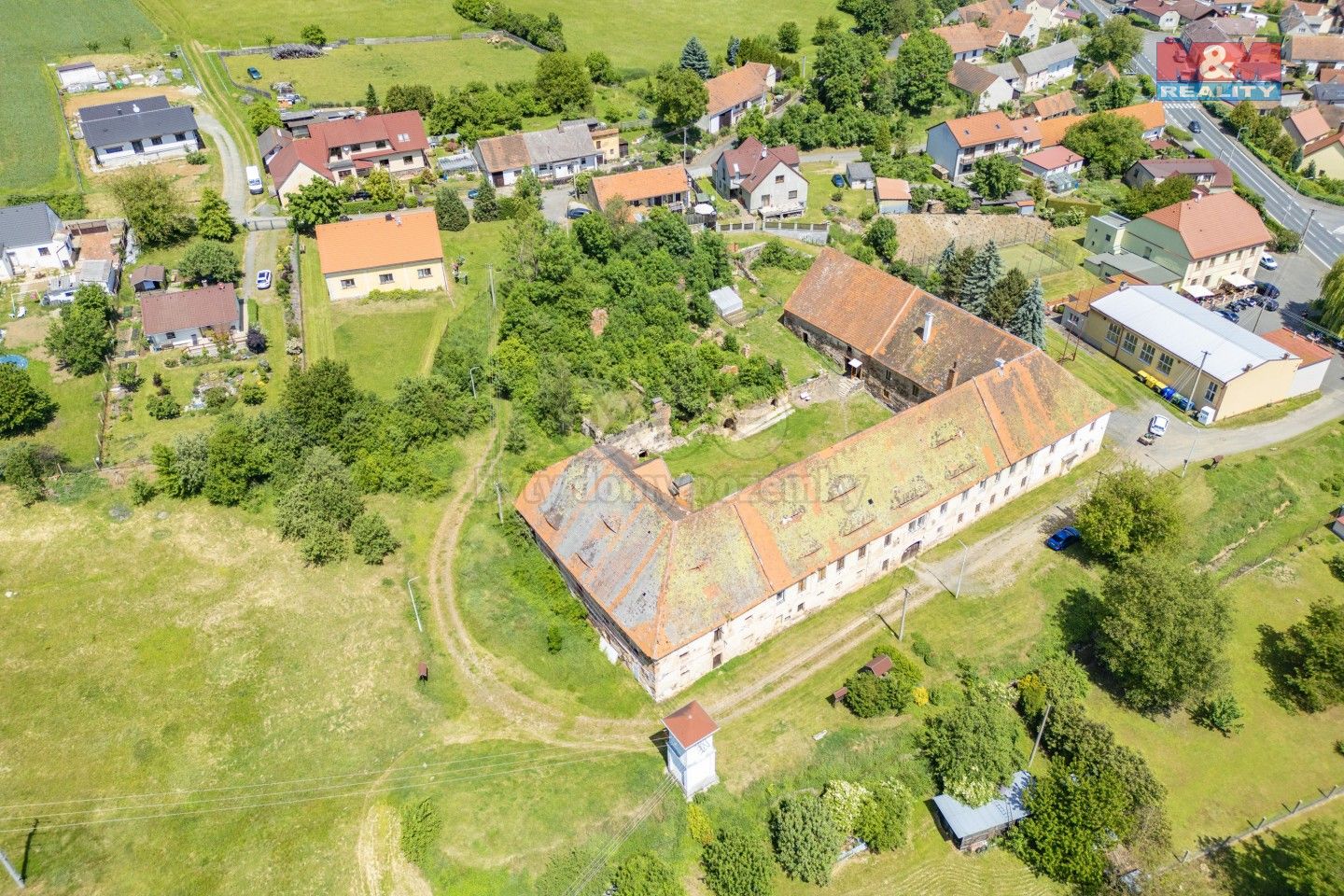 Prodej komerčního prostoru 1614 m² - foto 8