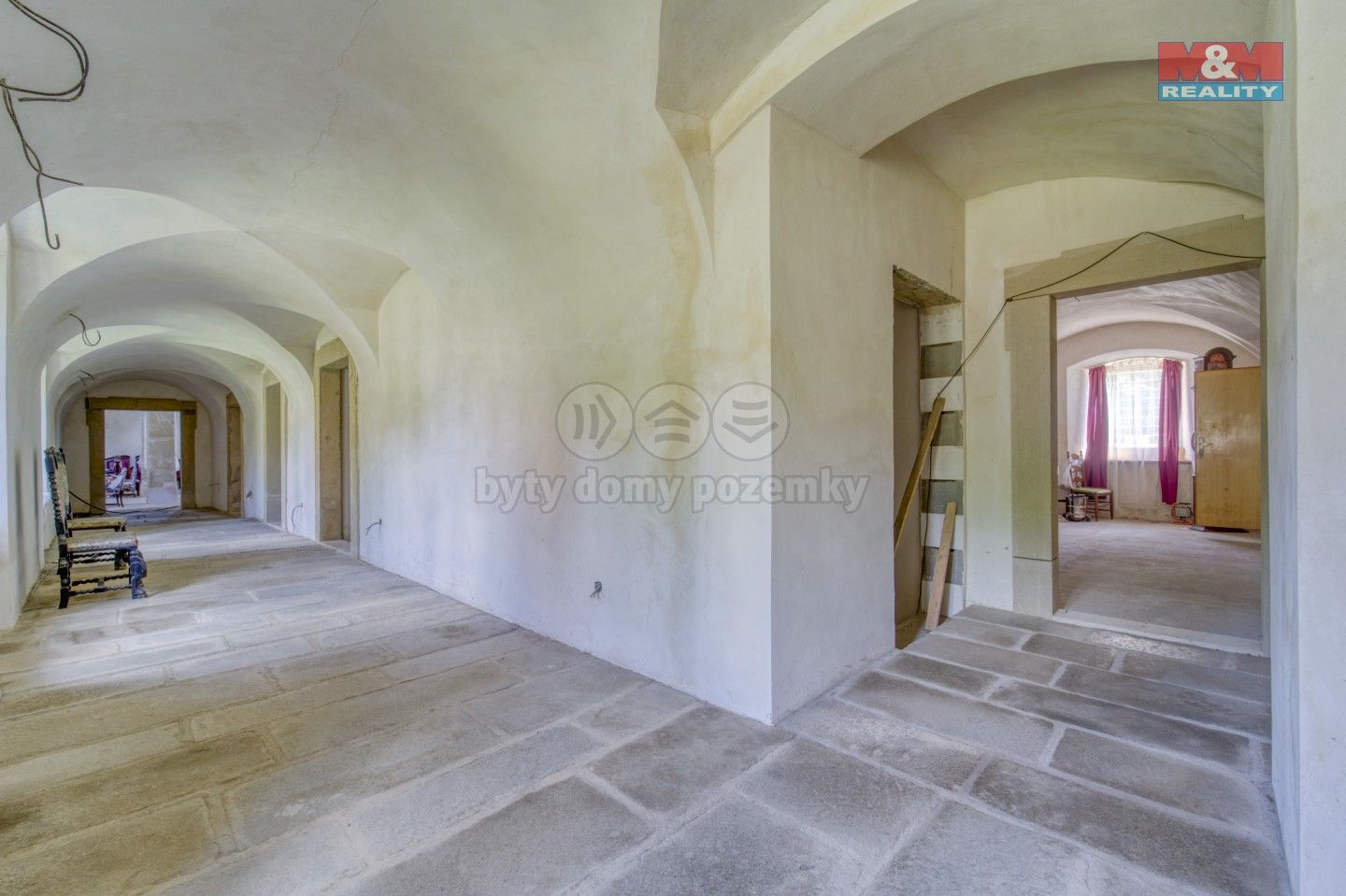 Prodej komerčního prostoru 1614 m² - foto 16