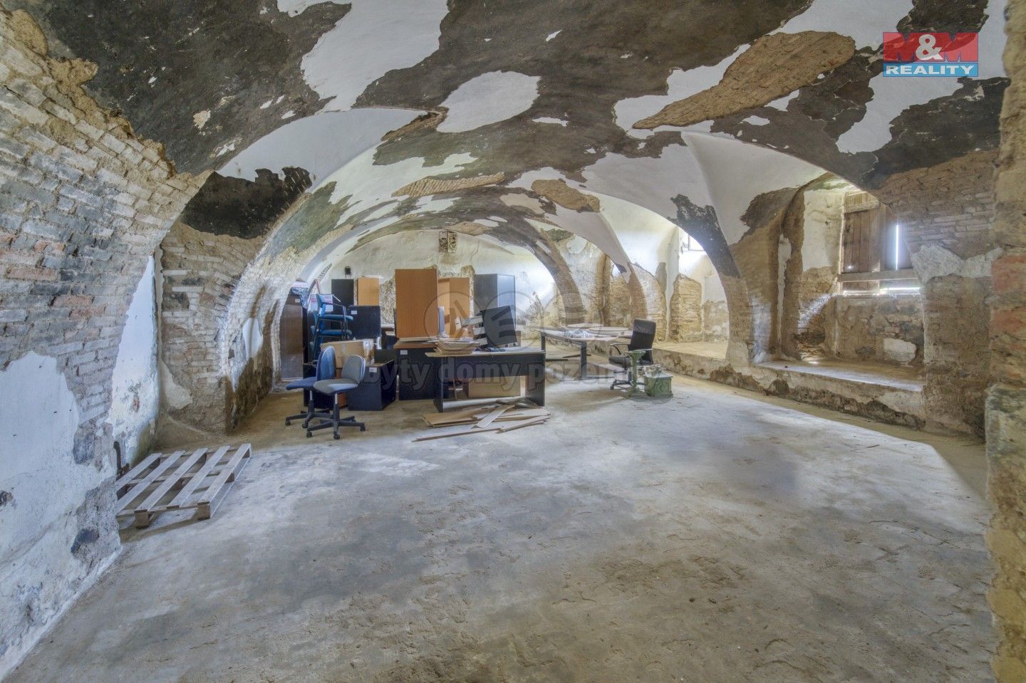 Prodej komerčního prostoru 1614 m² - foto 42