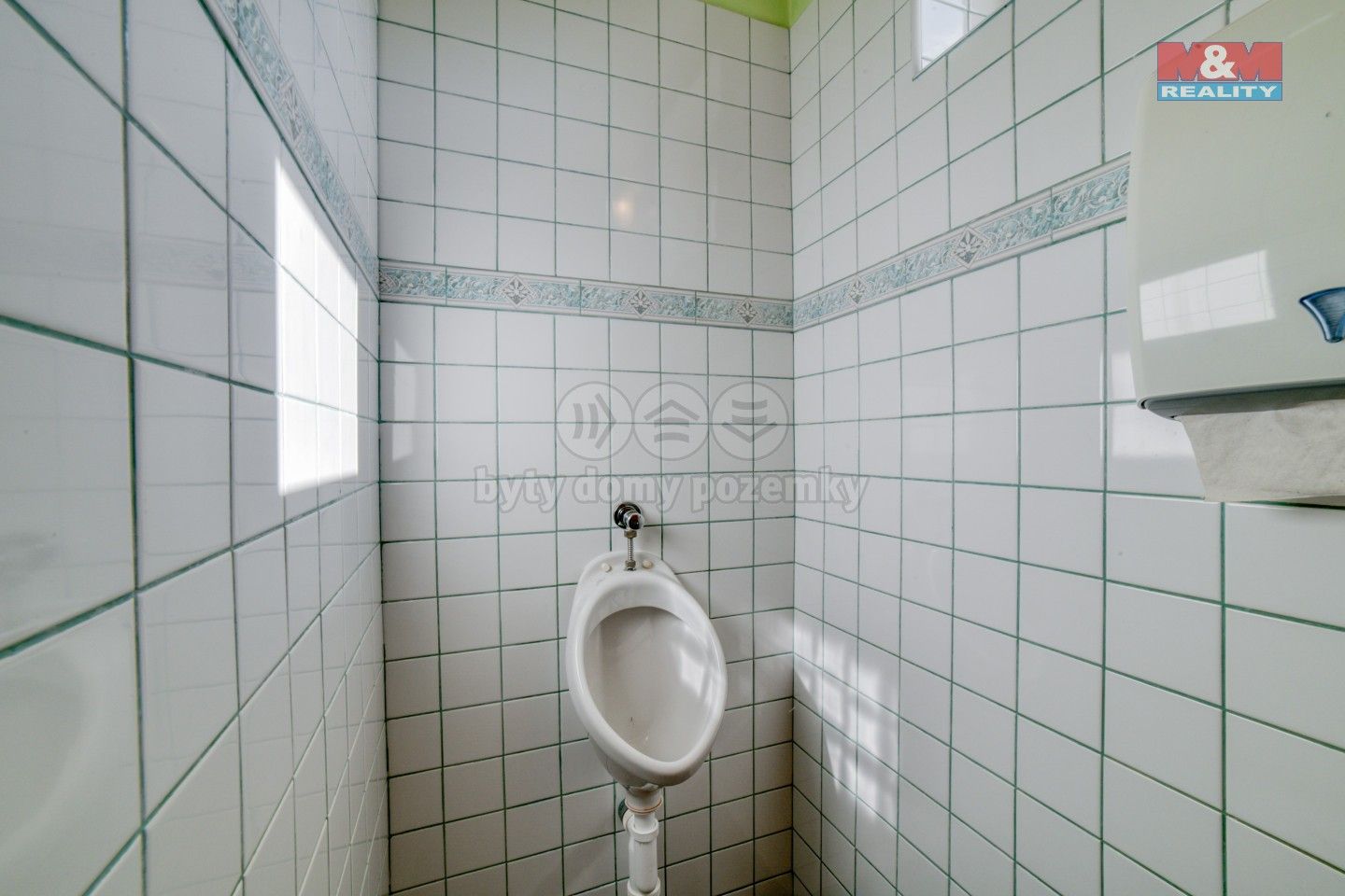 Prodej komerčního prostoru 132 m² - foto 24