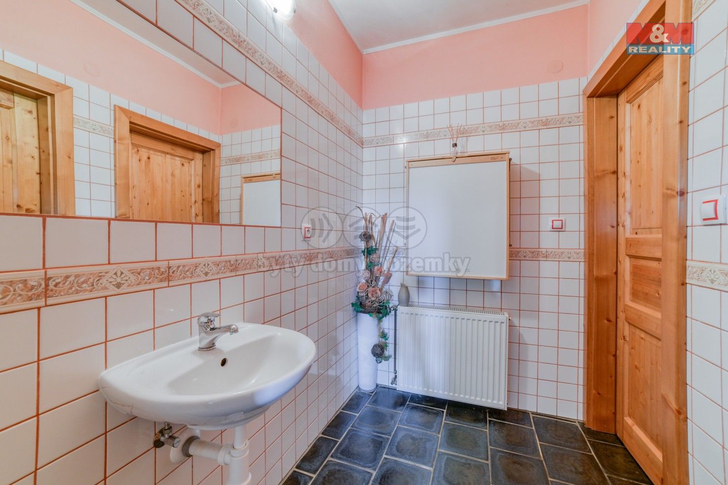 Prodej komerčního prostoru 132 m² - foto 25