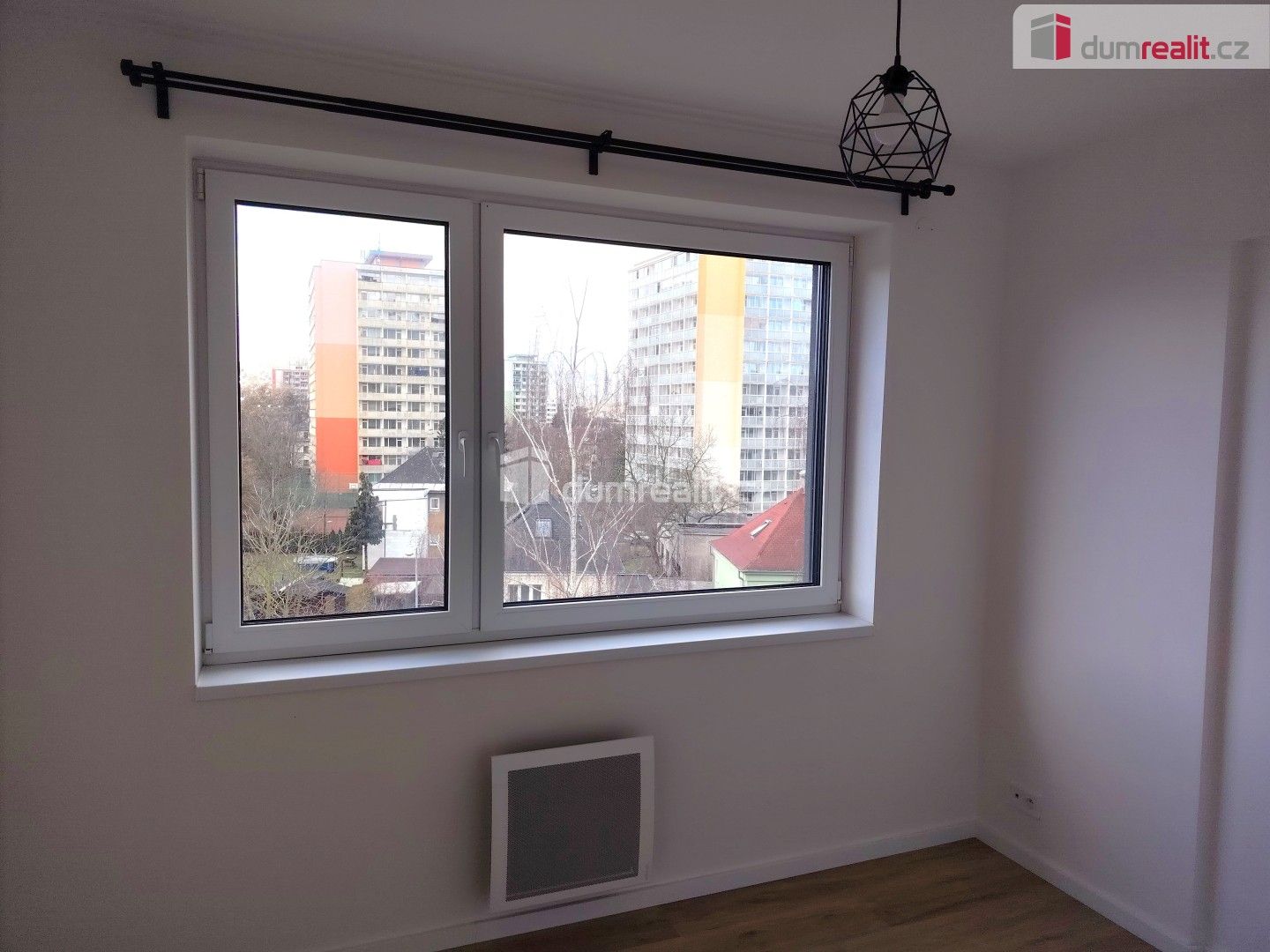 Pronájem bytu 2+kk 33 m² - foto 3
