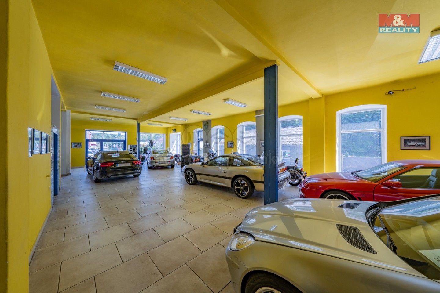 Prodej komerčního prostoru 400 m² - foto 6