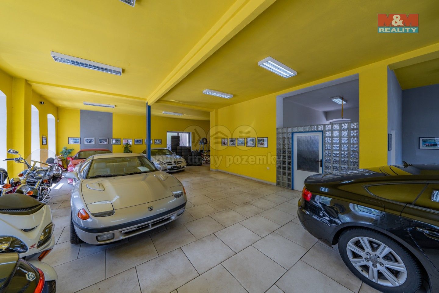 Prodej komerčního prostoru 400 m² - foto 7