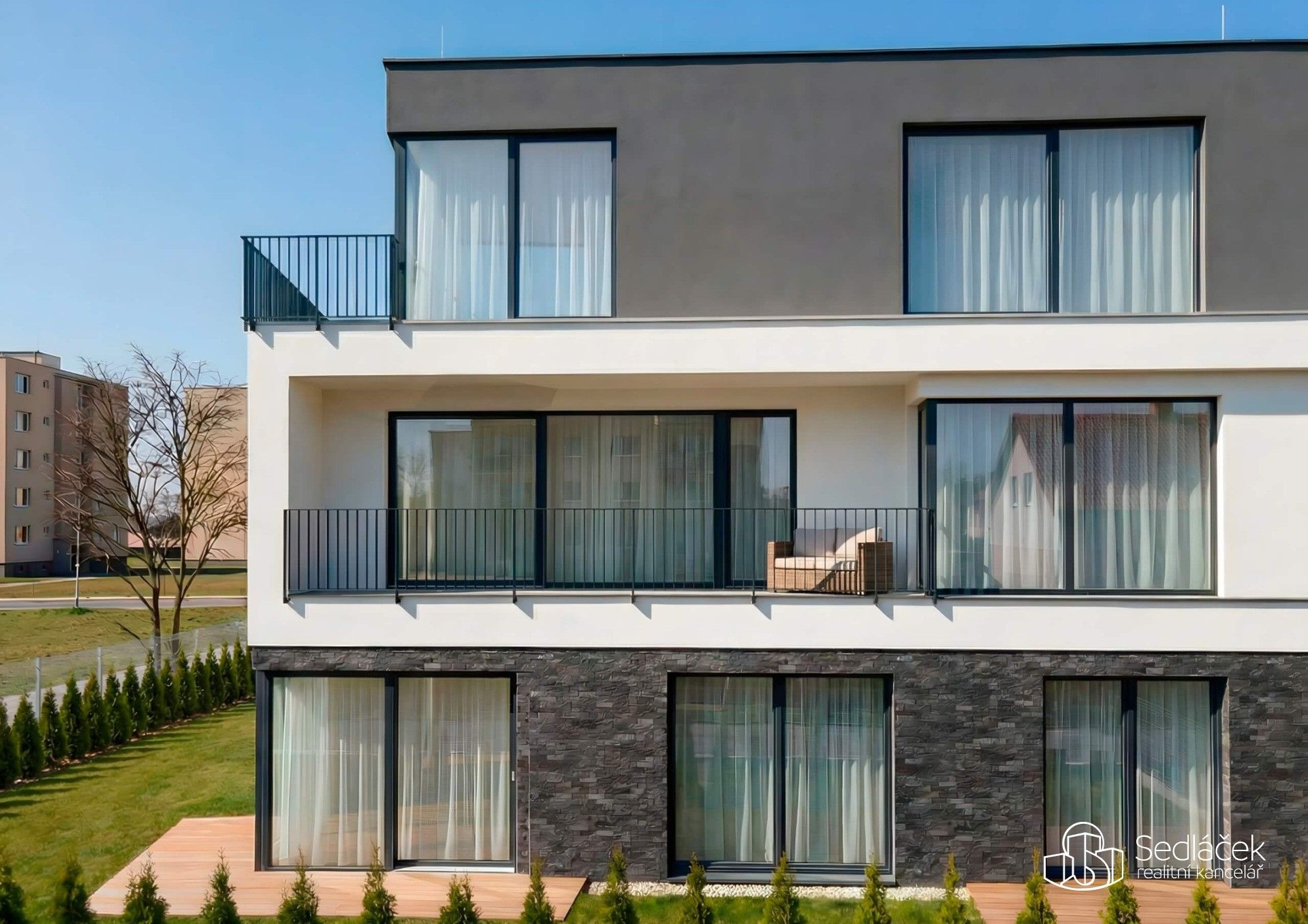 Prodej bytu 1+kk 34 m² - foto 1