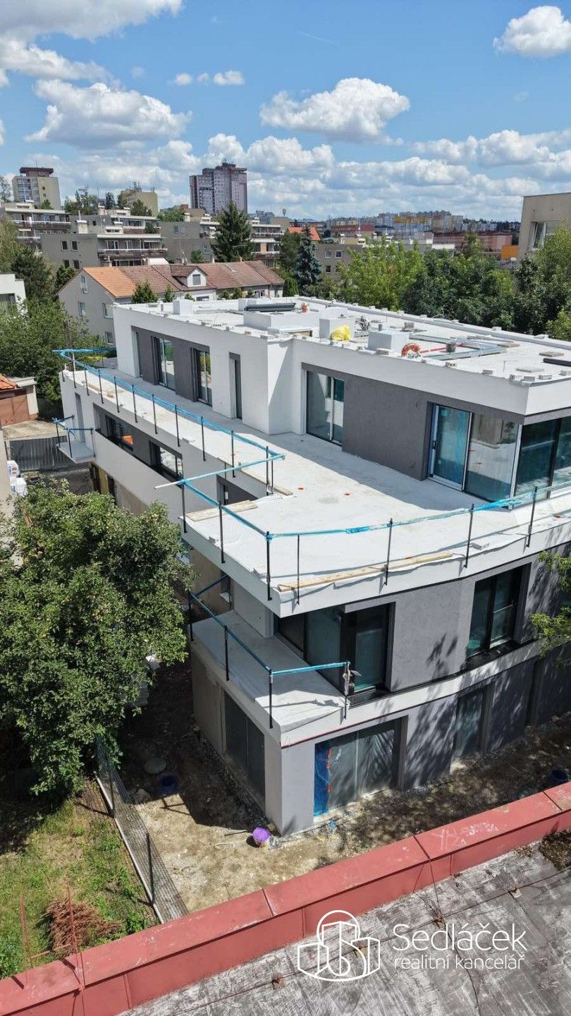 Prodej bytu 2+kk 44 m² - foto 5