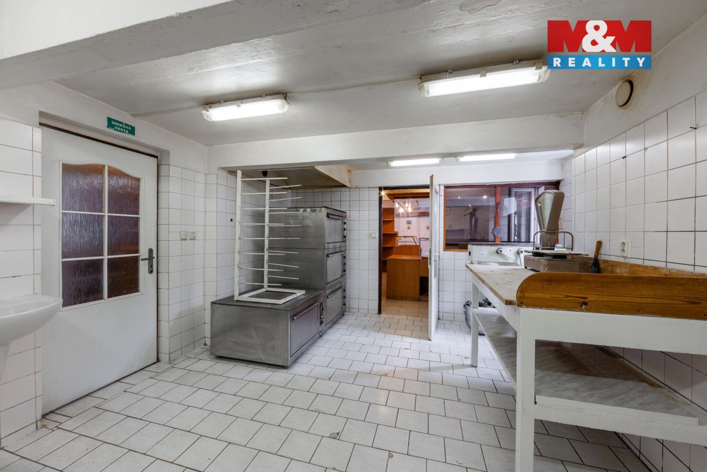 Prodej komerčního prostoru 85 m² - foto 10
