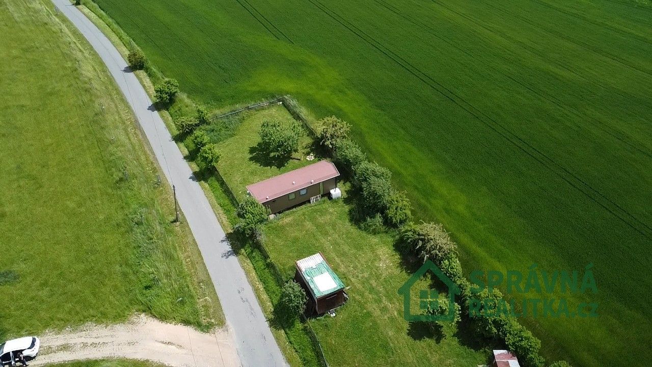 Prodej pozemku 972 m² - foto 4