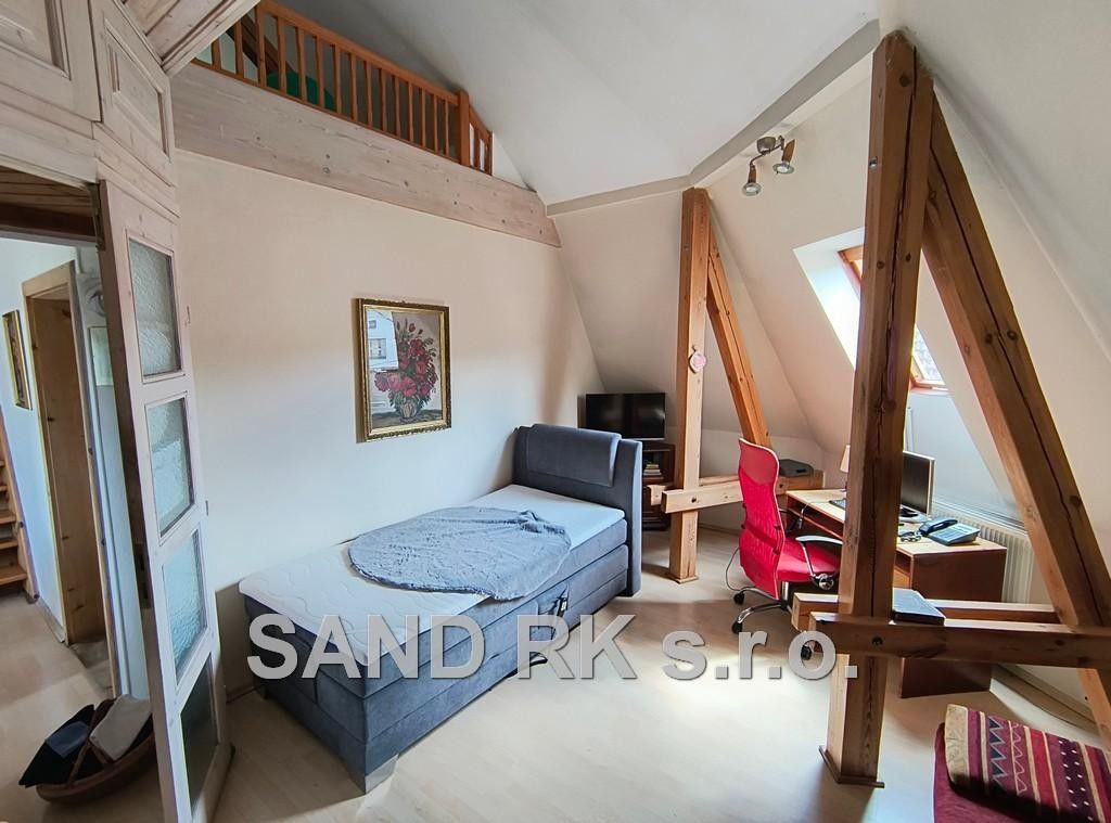 Prodej nemovitosti 211 m² - foto 6