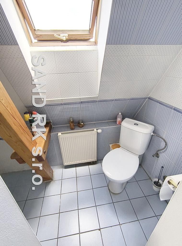 Prodej nemovitosti 211 m² - foto 15