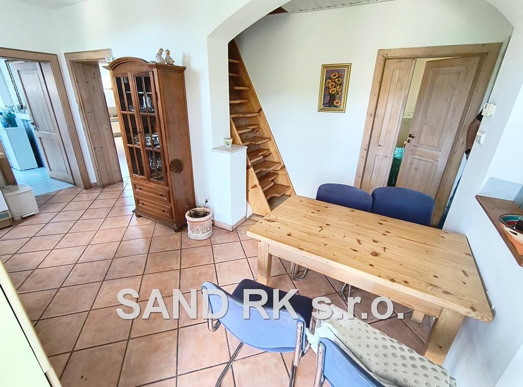 Prodej nemovitosti 211 m² - foto 13